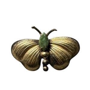 Elegant Gold Butterfly Brooch